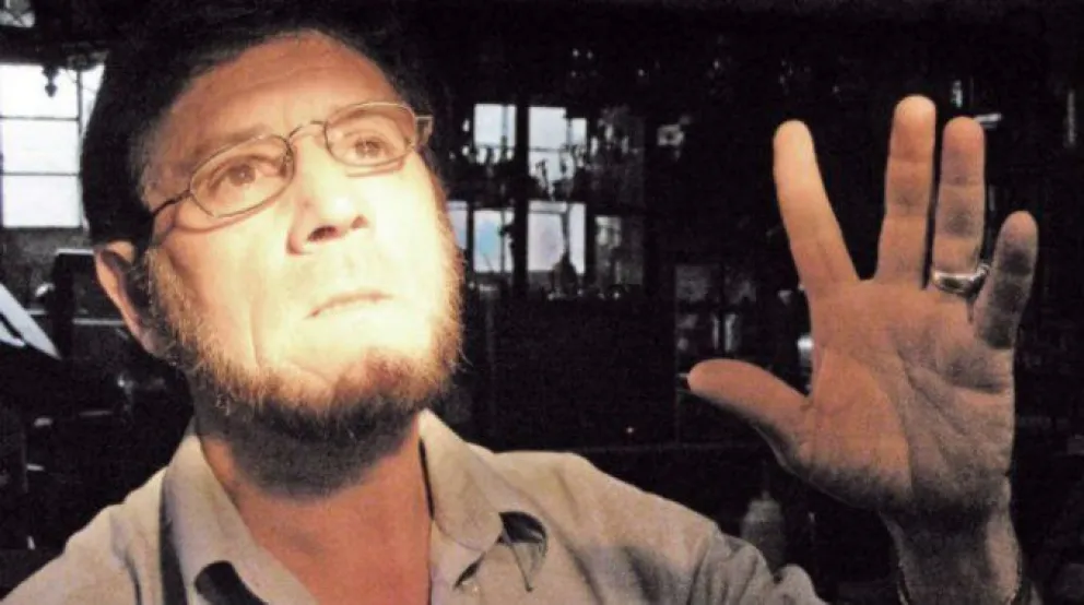 Un hombre asegura que fue obligado a tener sexo con extraterrestres