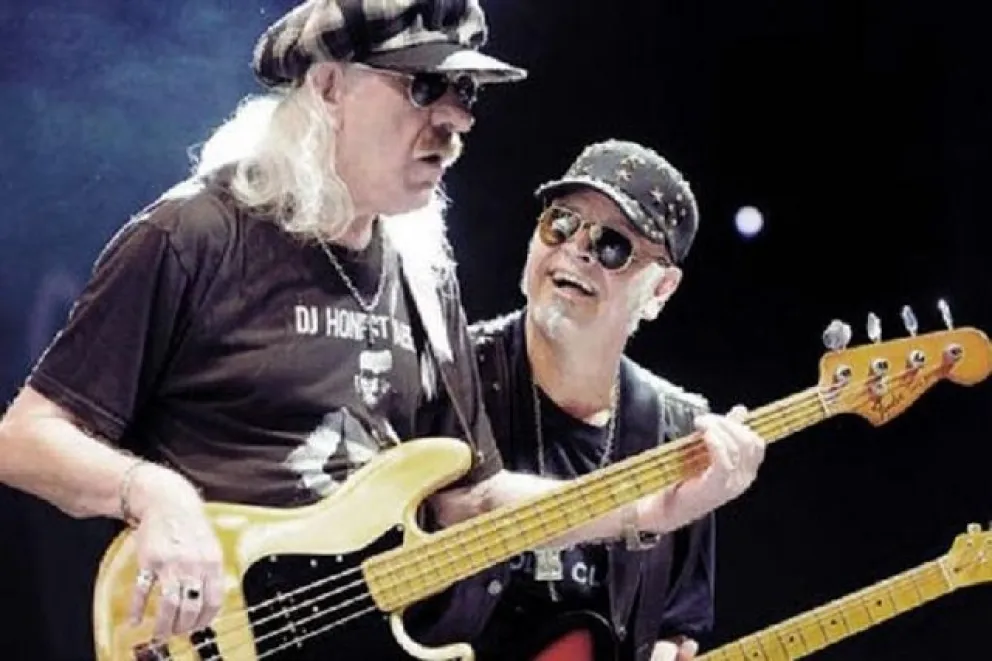 Vox Dei se presenta en la Catedral de Viedma