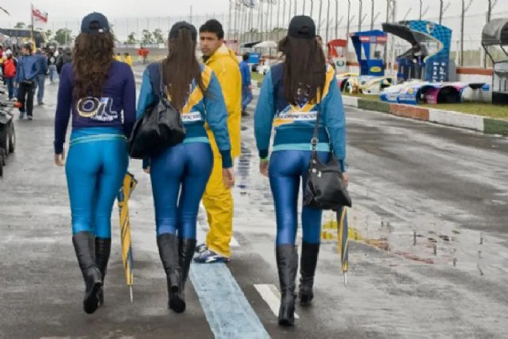 Piden no contratar promotoras para el TC