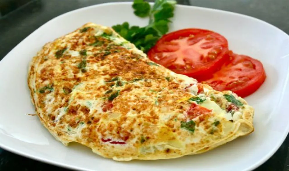 Omelette light de zapallitos y cebolla