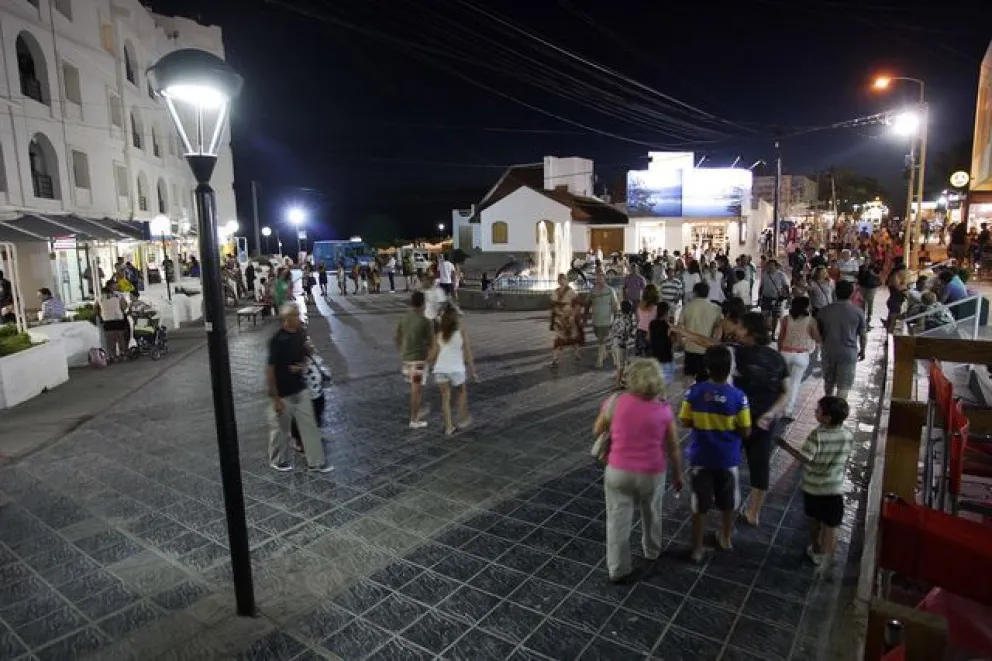Comerciantes de Las Grutas hablan de "saqueo a las Pymes"