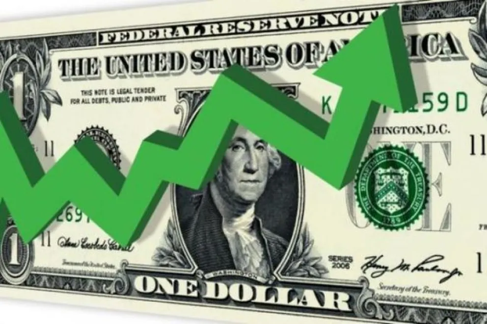 Con el dólar por las nubes, vuelven a indagar a Cristina