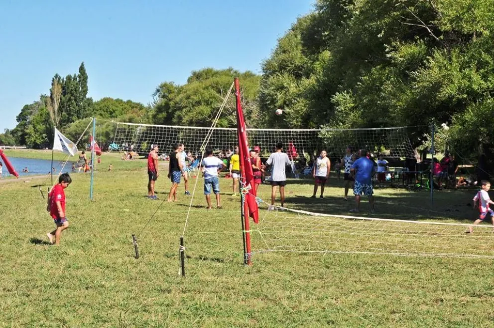 Empieza la acción en los Paradores Deportivos del río y el mar