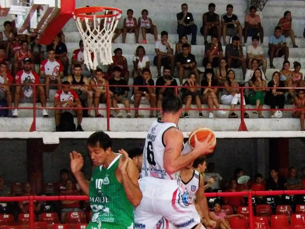 Depo Viedma cayó en semis
