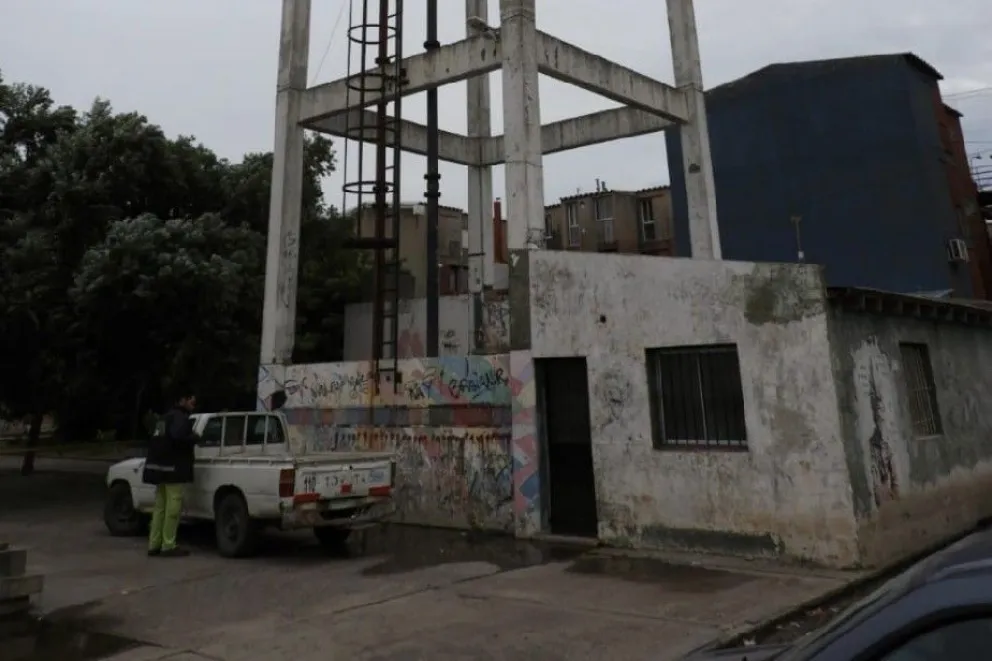 Aguas Rionegrinas hizo reparaciones en el 20 de Junio