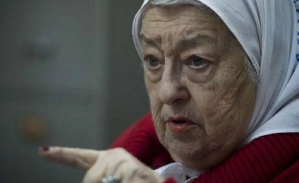 Hebe de Bonafini pidió que usen pistolas Taser contra la hija de Macri