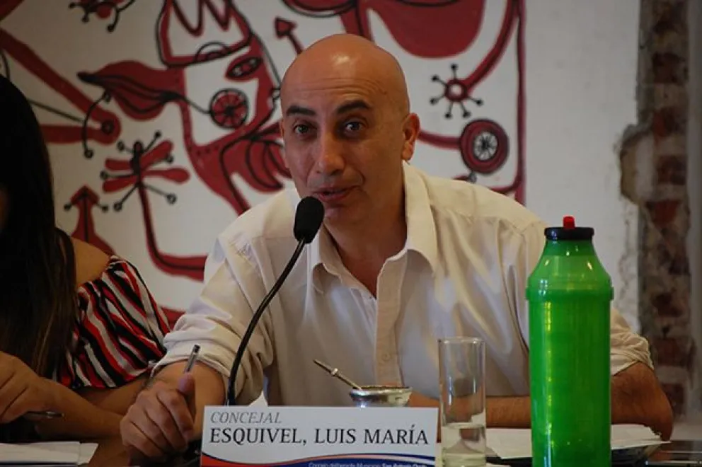 Piden informes a Ojeda por el estacionamiento medido y pago