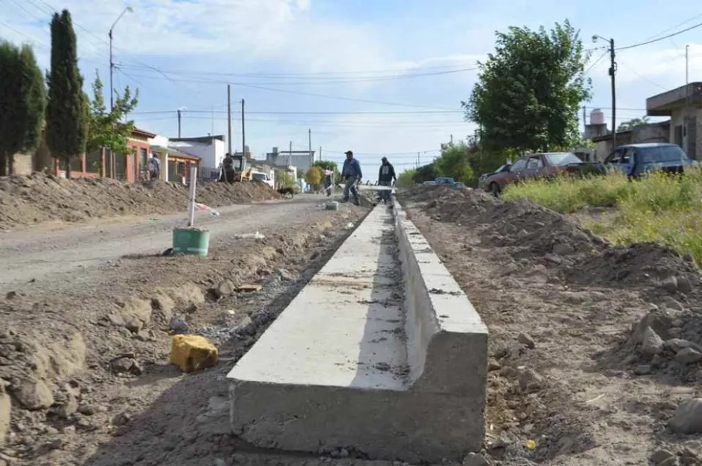 Obras en el barrio Luján