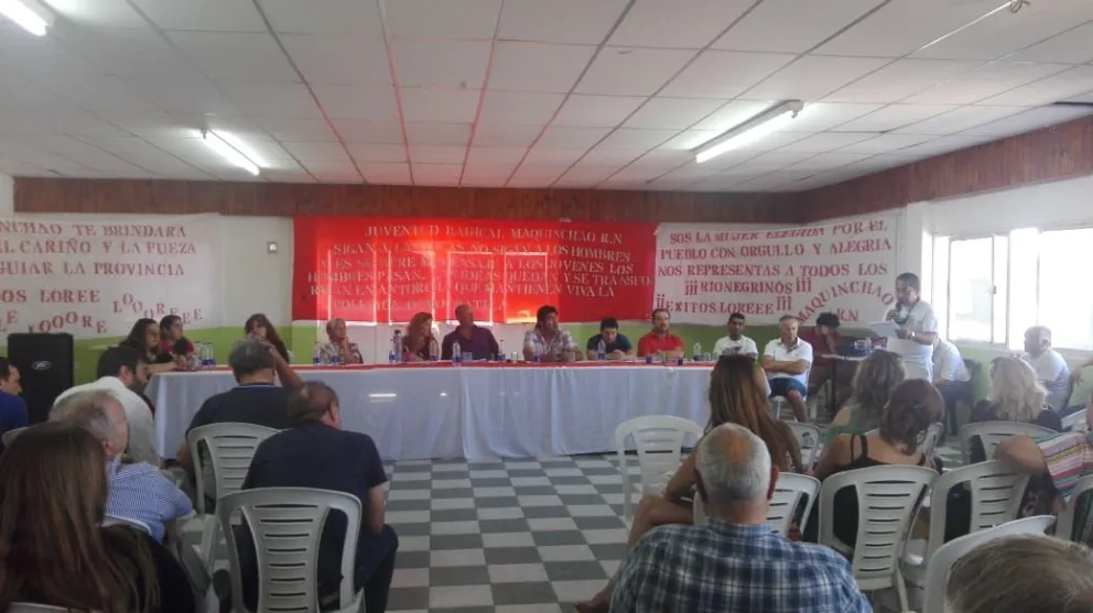La convención radical aprobó la continuidad de Cambiemos
