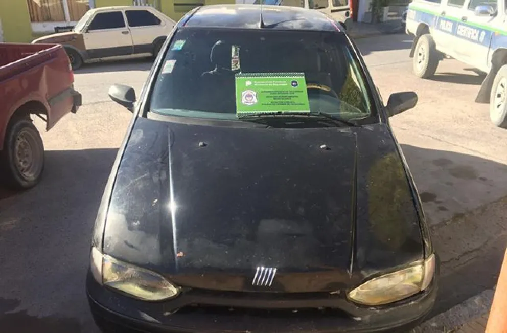 Un viedmense paseaba en Patagones con un auto sin papeles