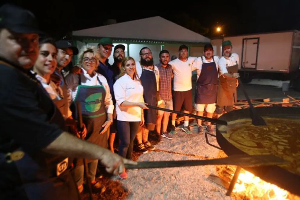 El fin de semana se degustó una gran paella en Las Grutas