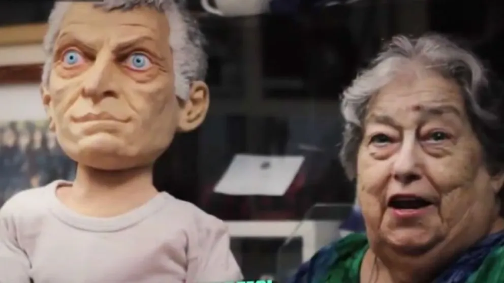 Hebe de Bonafini se burló de Macri con una marioneta