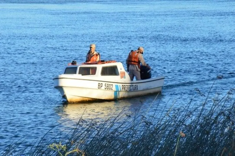 Sigue la búsqueda del joven en el río
