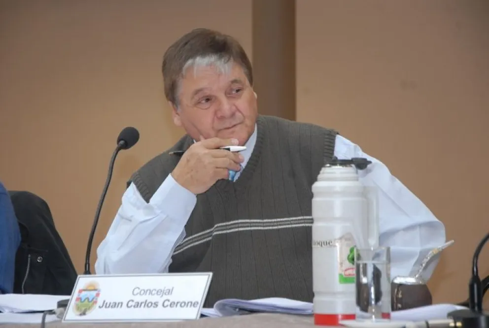 “Nuestra posición peronista es la de trabajar”, afirmó Cerone