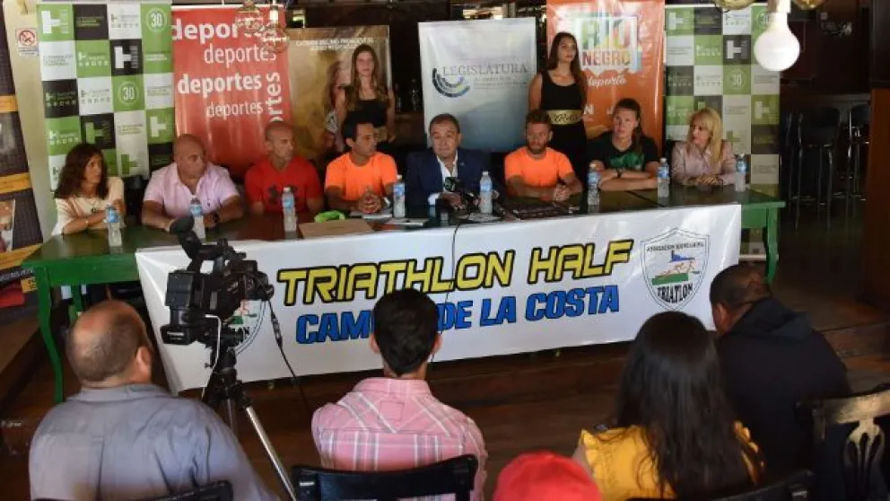 Fue presentado el Triatlón Half Camino de la Costa