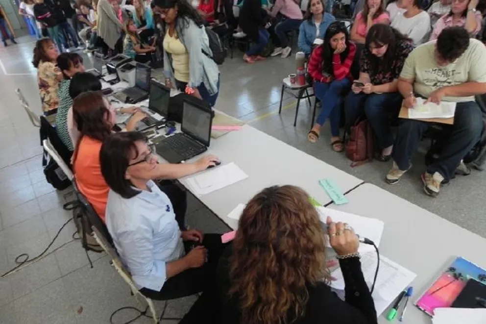 Ingresaron como titulares más de 1300 docentes