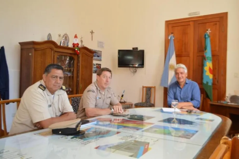 Jorge Kneeteman es el nuevo Prefecto de Región Sur