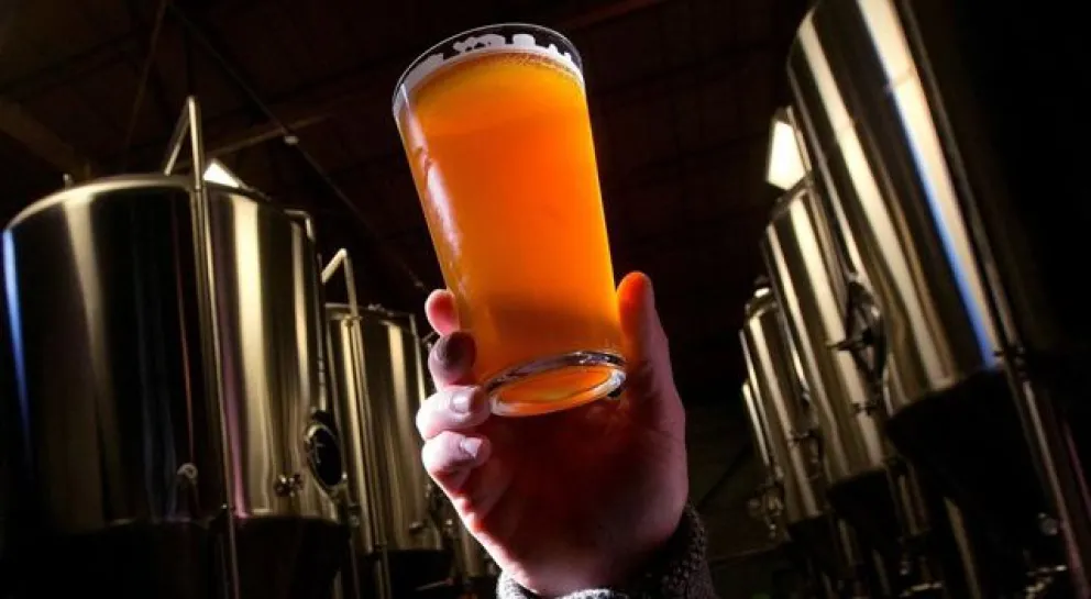"Oceánica", primera cerveza argentina con agua de mar desalinizada