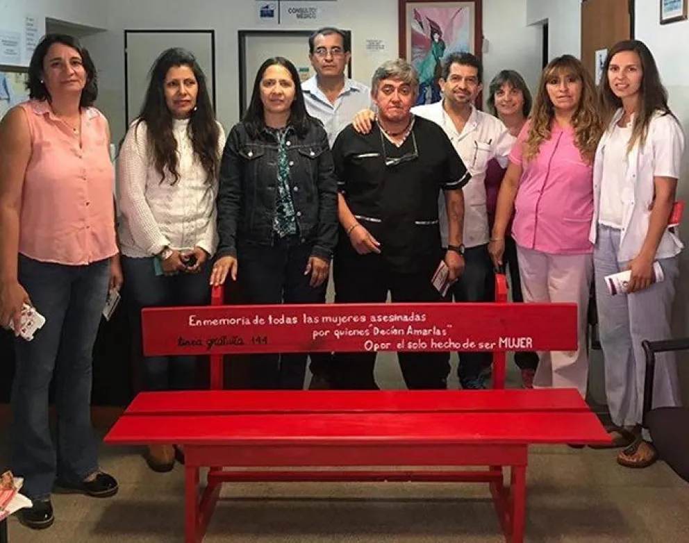 El “Banco Rojo” recorre distintas instituciones en Viedma