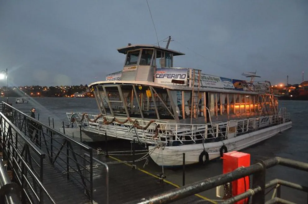 “Sin Catamarán y en medio de la basura”