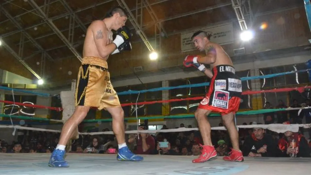 Antenao y Cevalles palpitaron el festival profesional