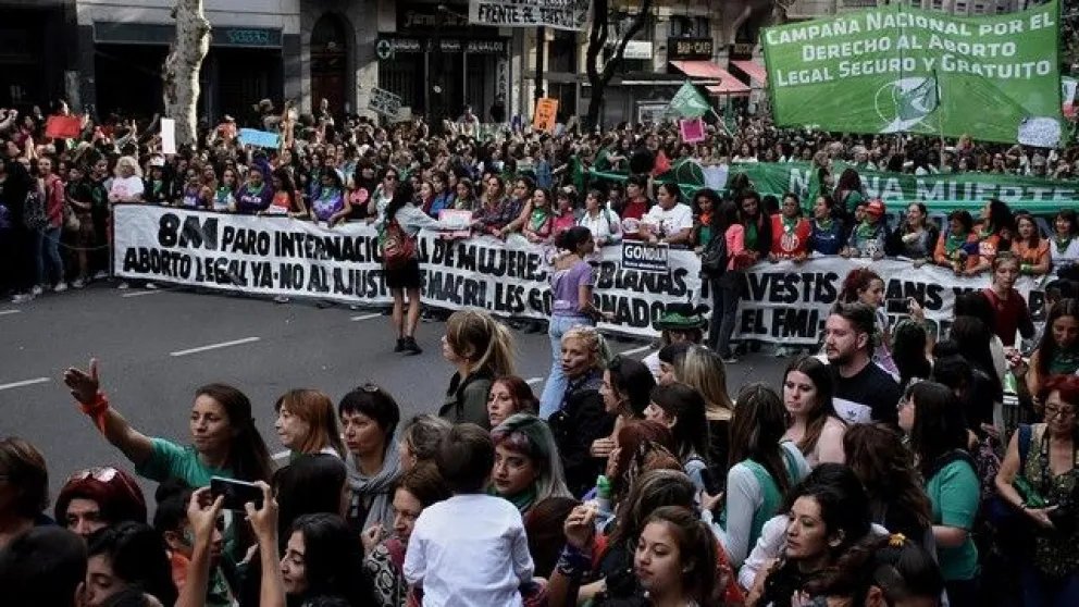 Miles de mujeres marcharon por todo el país en el marco del 8M