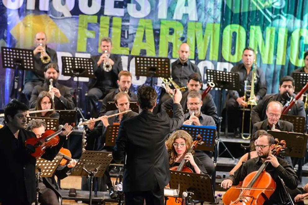 La Orquesta Filarmónica suena en todo Río Negro