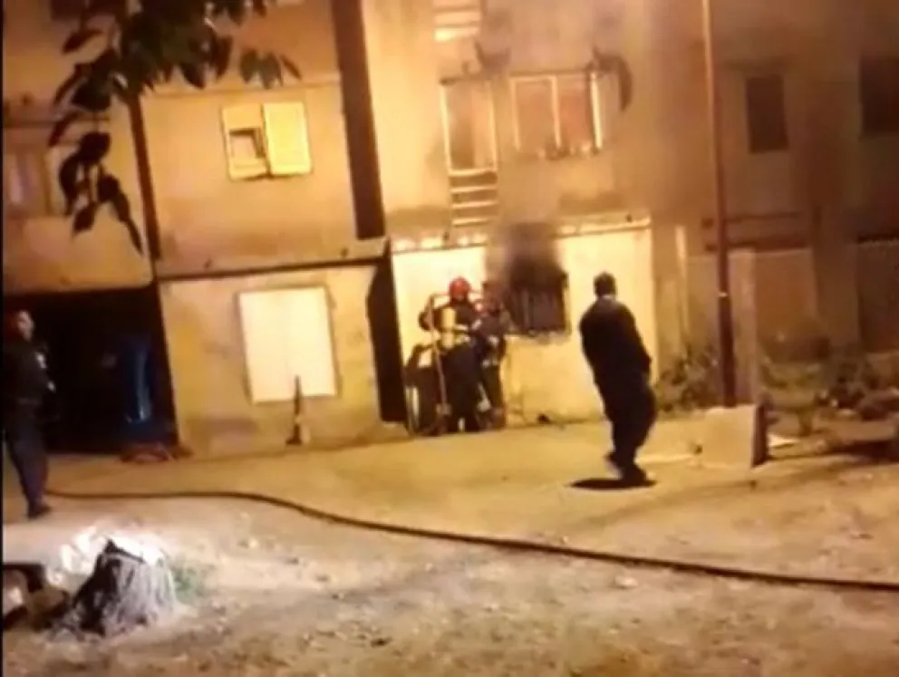Se incendió una vivienda en el barrio América