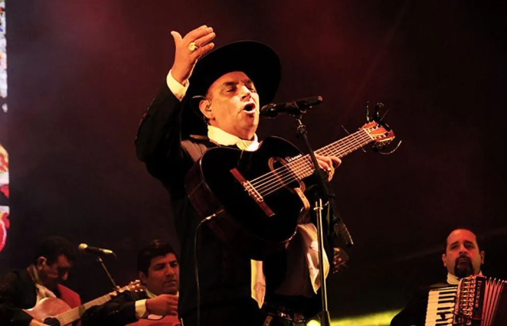 El Chaqueño Palavecino animó la Fiesta de la Soberanía