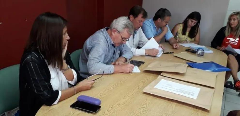 Se construirán baños y vestuarios en el Anexo del Cayetano Arias