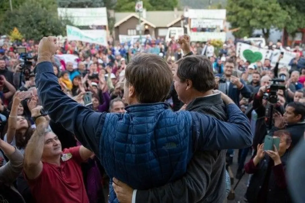 “Son los que dividieron a los argentinos en el país”