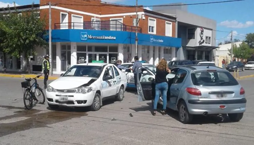 Ocurrieron dos accidentes en el centro de Viedma