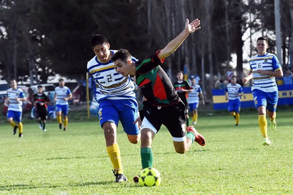 Regresa el fútbol de la Rionegrina en la Comarca