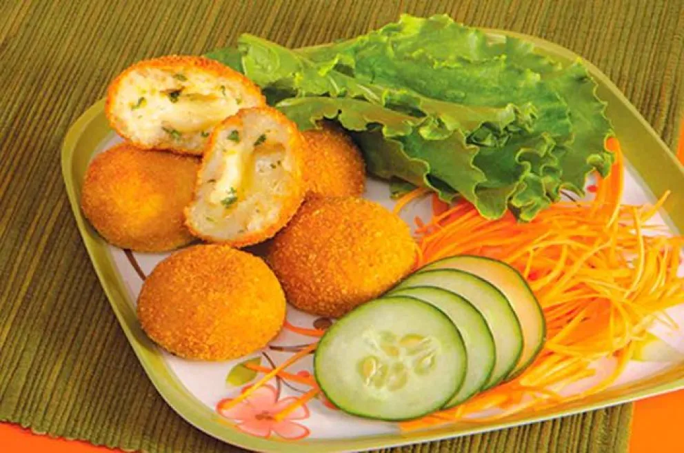 Cocinar en familia: croquetas de pescado