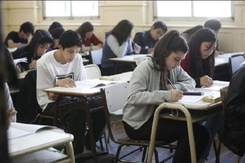 Se redujo en un 75% la deserción escolar en el nivel medio en la provincia