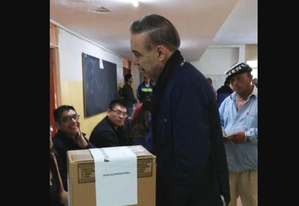 Votó Miguel Pichetto
