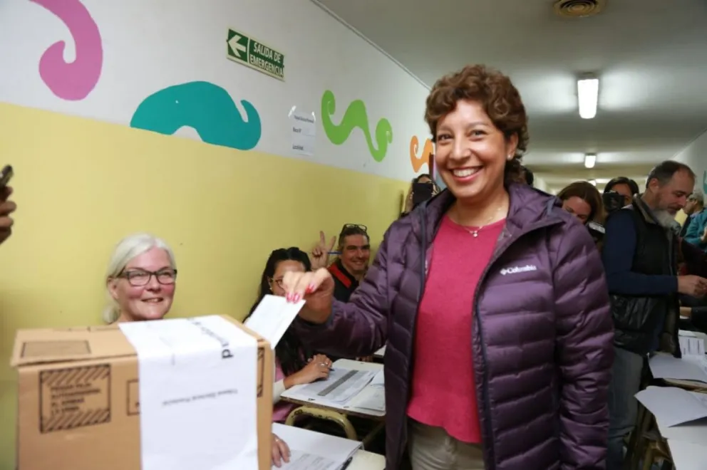 Arabela Carreras: “Es la población la que tiene que definir”