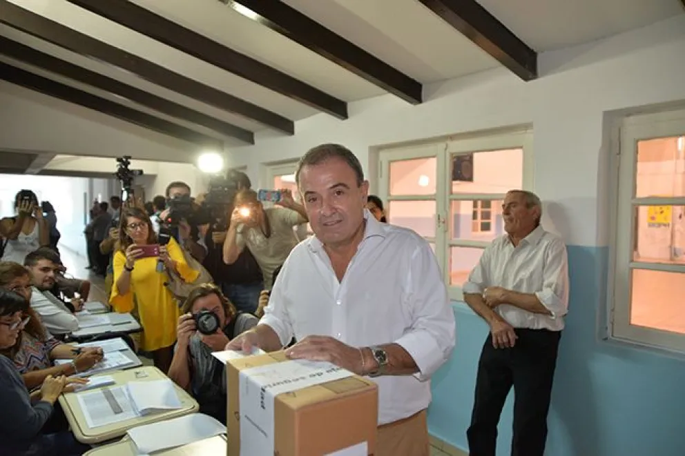 Pedro Pesatti: "Se está votando normalmente"