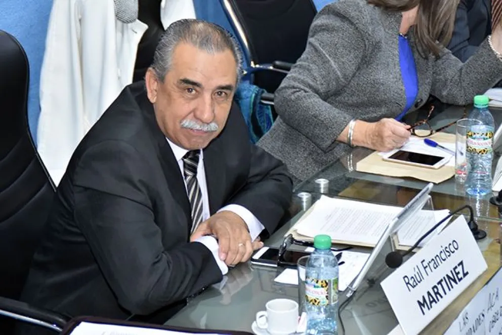 Raúl Martínez: "Nuestro candidato confió demasiado en su apellido"