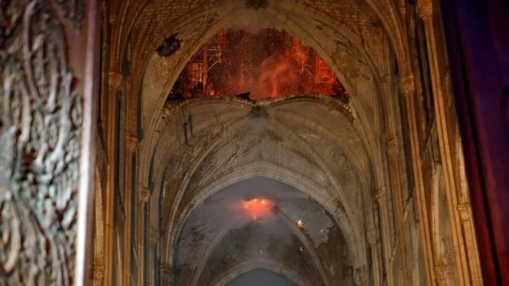 Imágenes del interior de la Catedral de Notre Dame