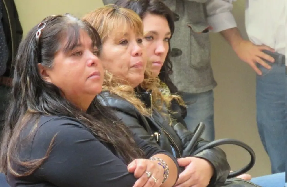 Nombraron Emilio Collueque a la Plazoleta de las 915 Viviendas