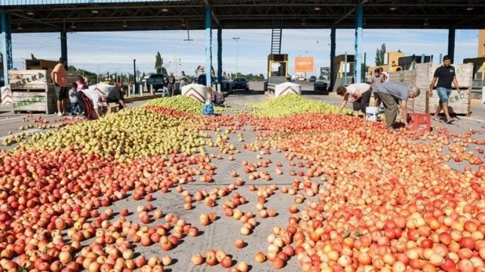 Se viene el frutazo en Plaza de Mayo