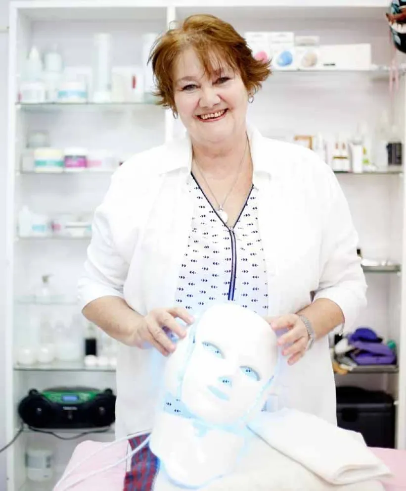 Alicia Peña, 32 años desempeñándose profesionalmente en Cosmiatría y Cosmetología