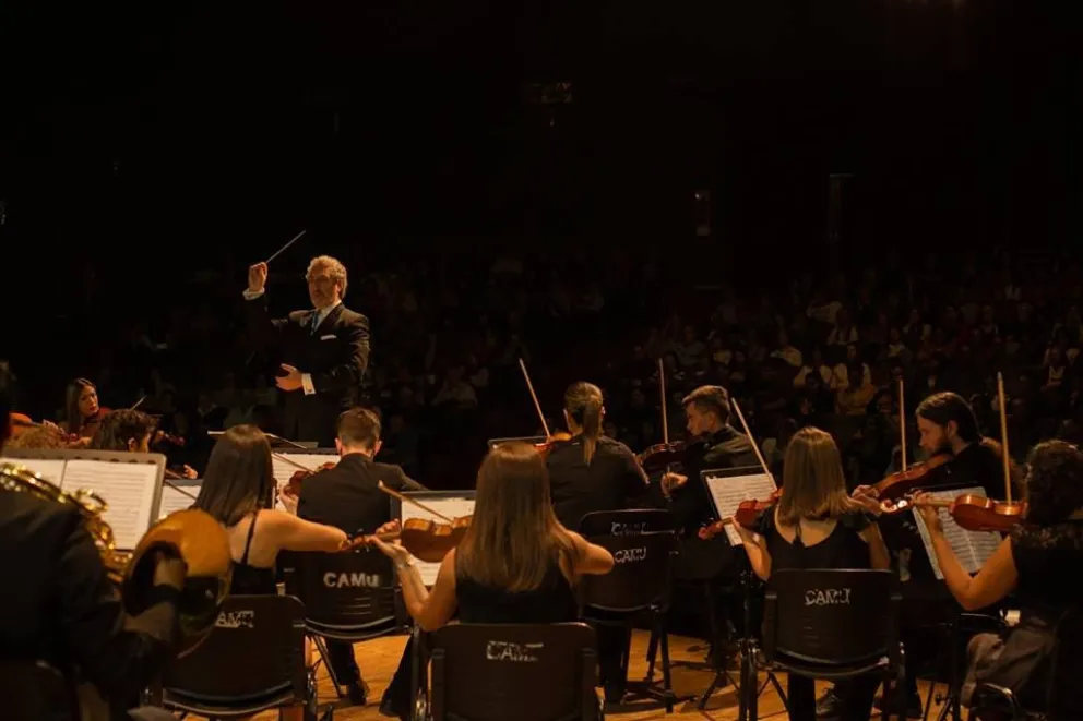 La Orquesta Filarmónica volvió a brillar en el Centro Cultural