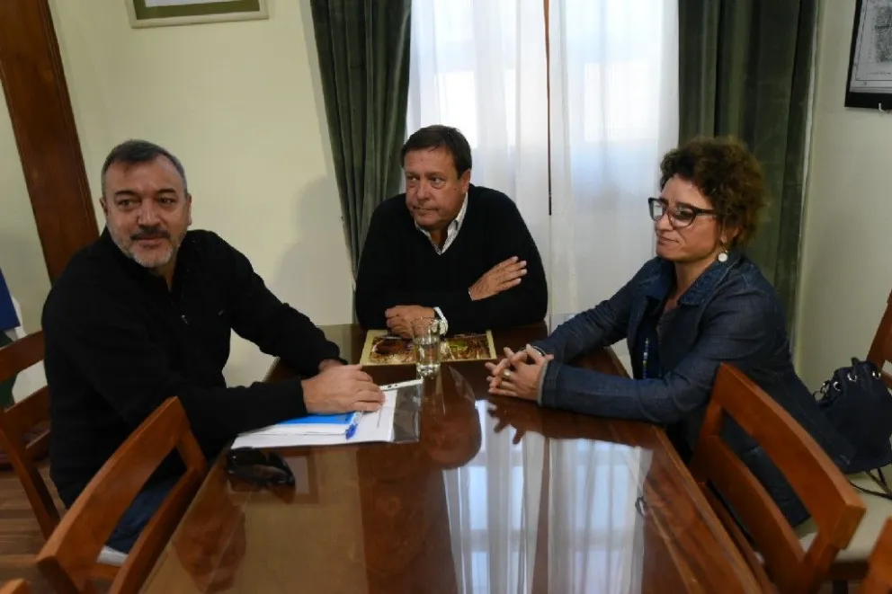 Weretilneck recibe a ATE y habría anuncios