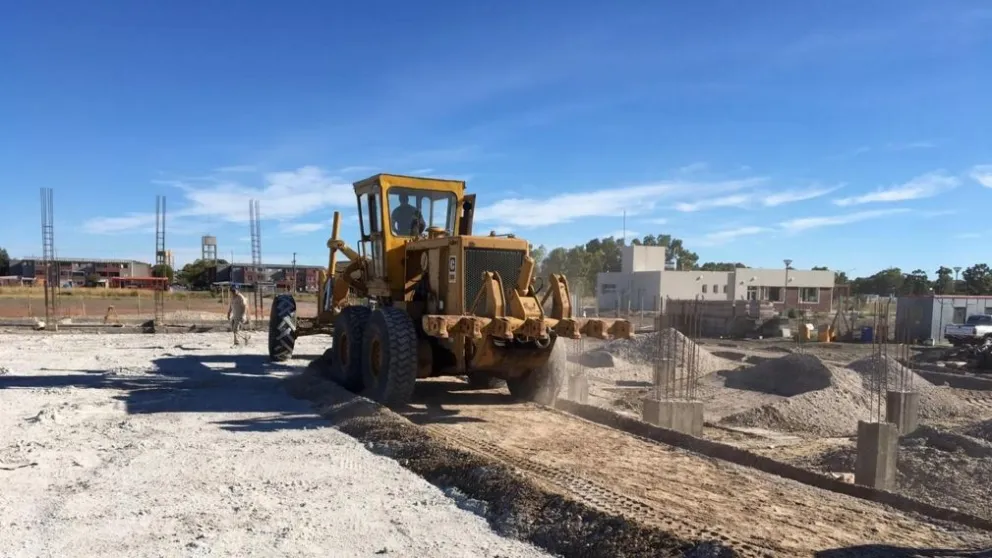 Polideportivo en construcción