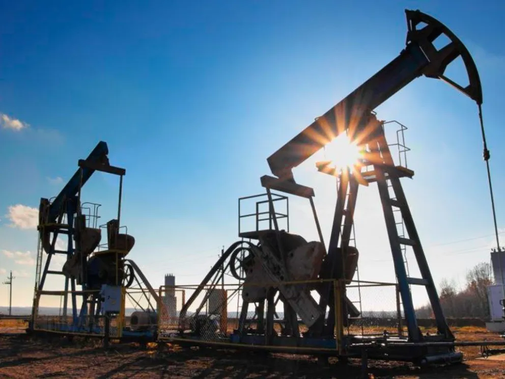 Los petroleros consiguieron un aumento de 54,7 por ciento