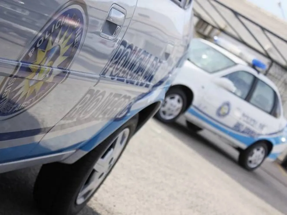 Policía tuvo un accidente mientras conducía un móvil y será indemnizado
