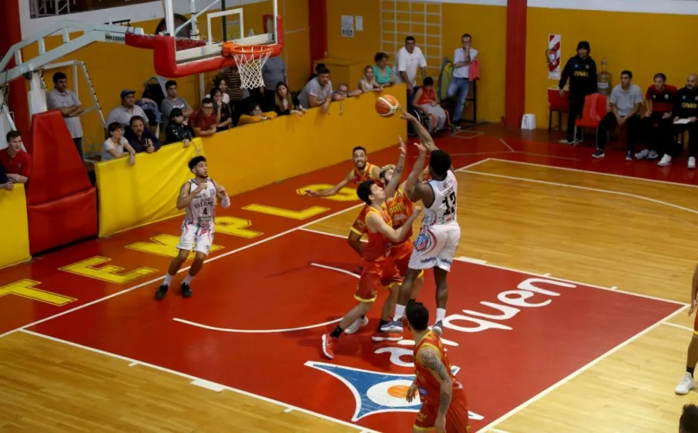 Tropezón en Plottier