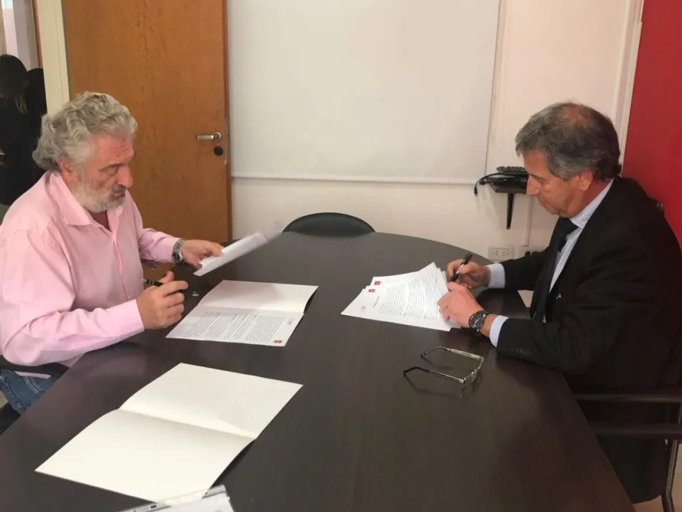 Acuerdo entre la Universidad y la Fiscalía para la capacitación permanente